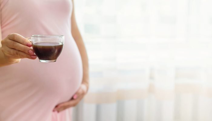 Cafe-na-gravidez-pode-deixar-o-bebe-mais-agitado-Entenda-o-que-acontece
