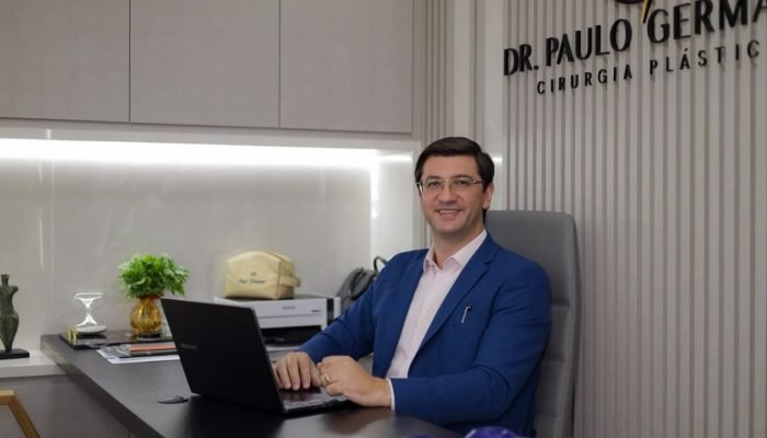Dr.-Paulo-Estefano-Germano-e-homenageado-entre-os-Medicos-Mais-Admirados-de-2025-e-consolida-sua-referencia-como-cirurgiao-plastico-em-Goiania