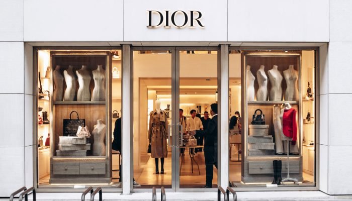 Dior: nova loja no Brasil reflete interesse maior pelo mercado local de moda de luxo (Dior/GettyI...