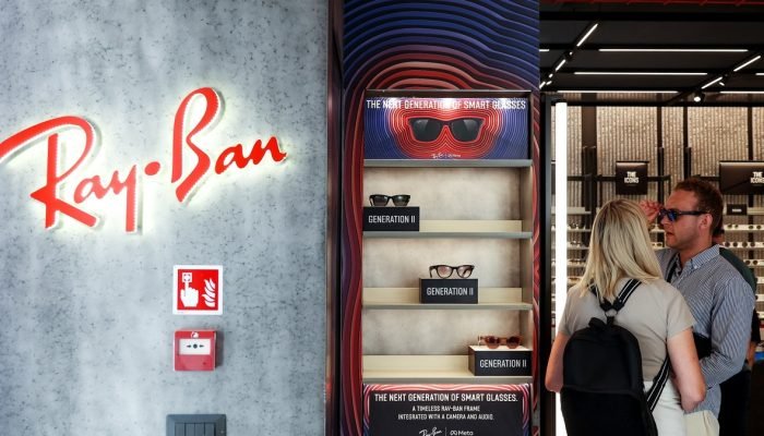Os óculos Ray-Ban Meta á venda em Roma. Foto: Alessia Pierdomenico/Bloomberg