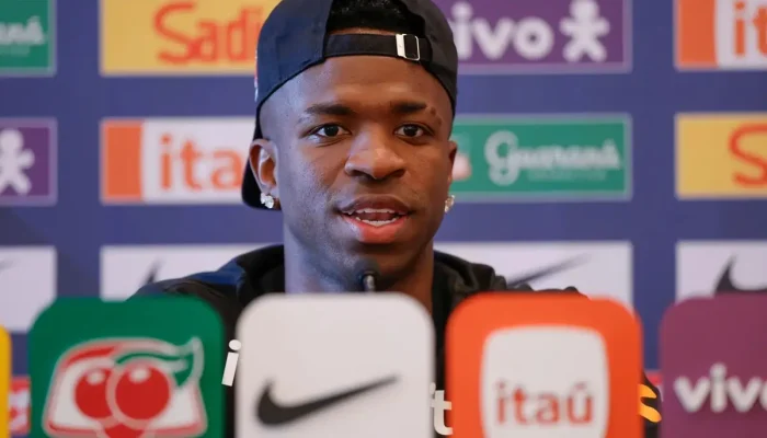 vini-jr-em-coletiva-na-selecao-brasileira
